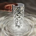 چراغ رومیزی مدل منشوری ریموت دار طرح لمسی شارژی کد 02